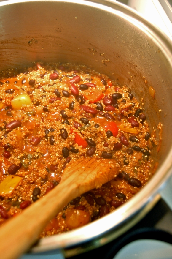 quinoa chili while cooking